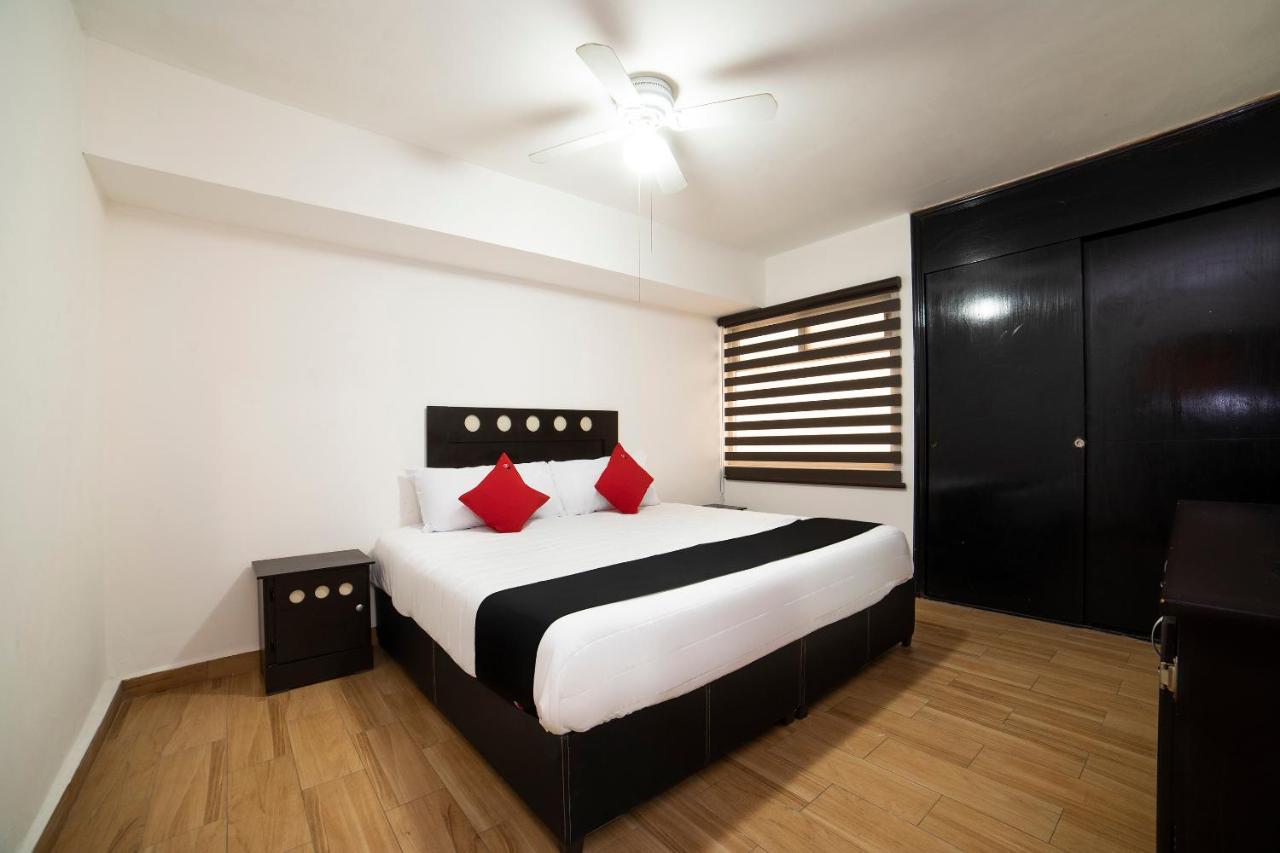 Amueblados San Isidro Hotel เลออน ภายนอก รูปภาพ